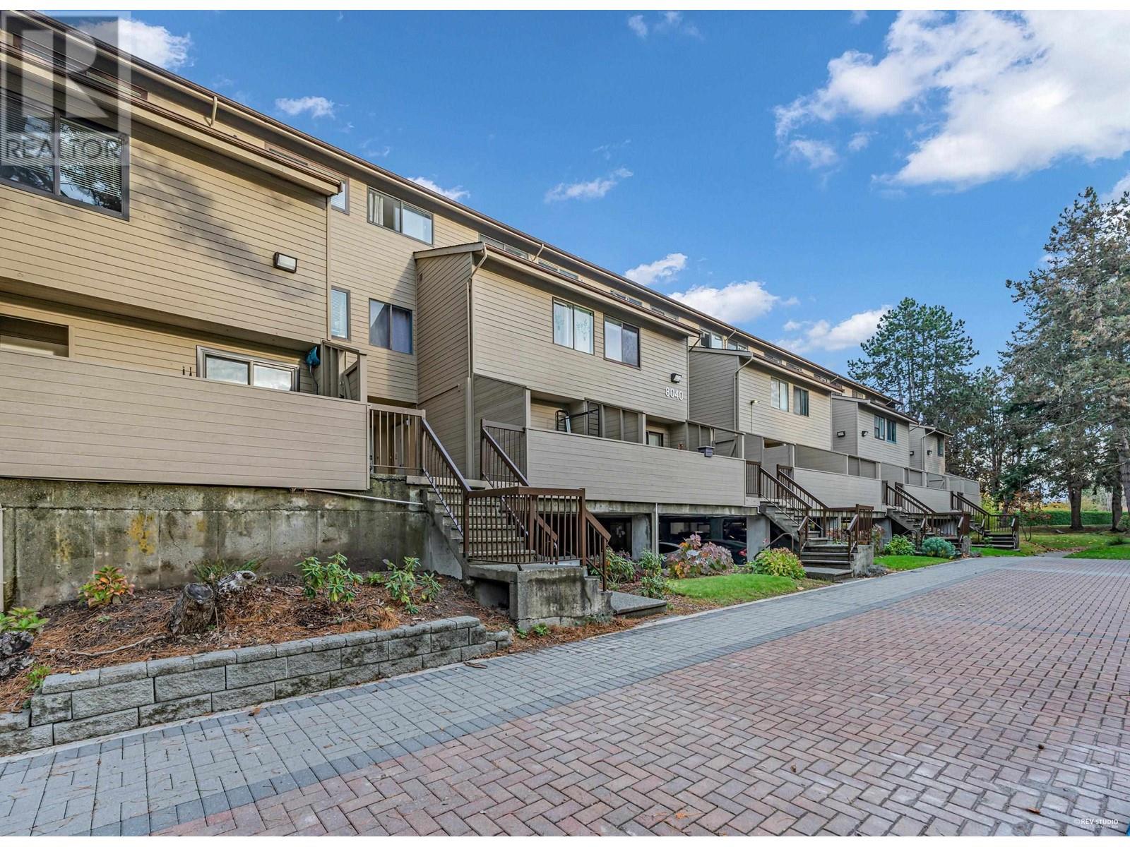 Listing Picture 12 of 36 : 214 8040 COLONIAL DRIVE, Richmond / 烈治文 - 魯藝地產 Yvonne Lu Group - MLS Medallion Club Member