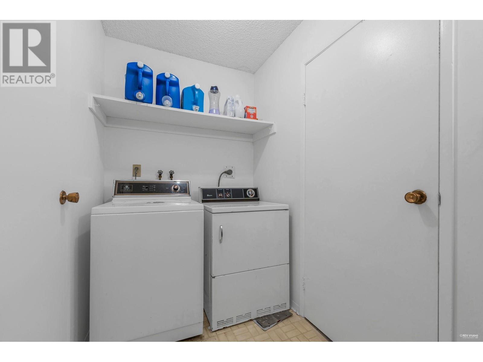 Listing Picture 10 of 36 : 214 8040 COLONIAL DRIVE, Richmond / 烈治文 - 魯藝地產 Yvonne Lu Group - MLS Medallion Club Member