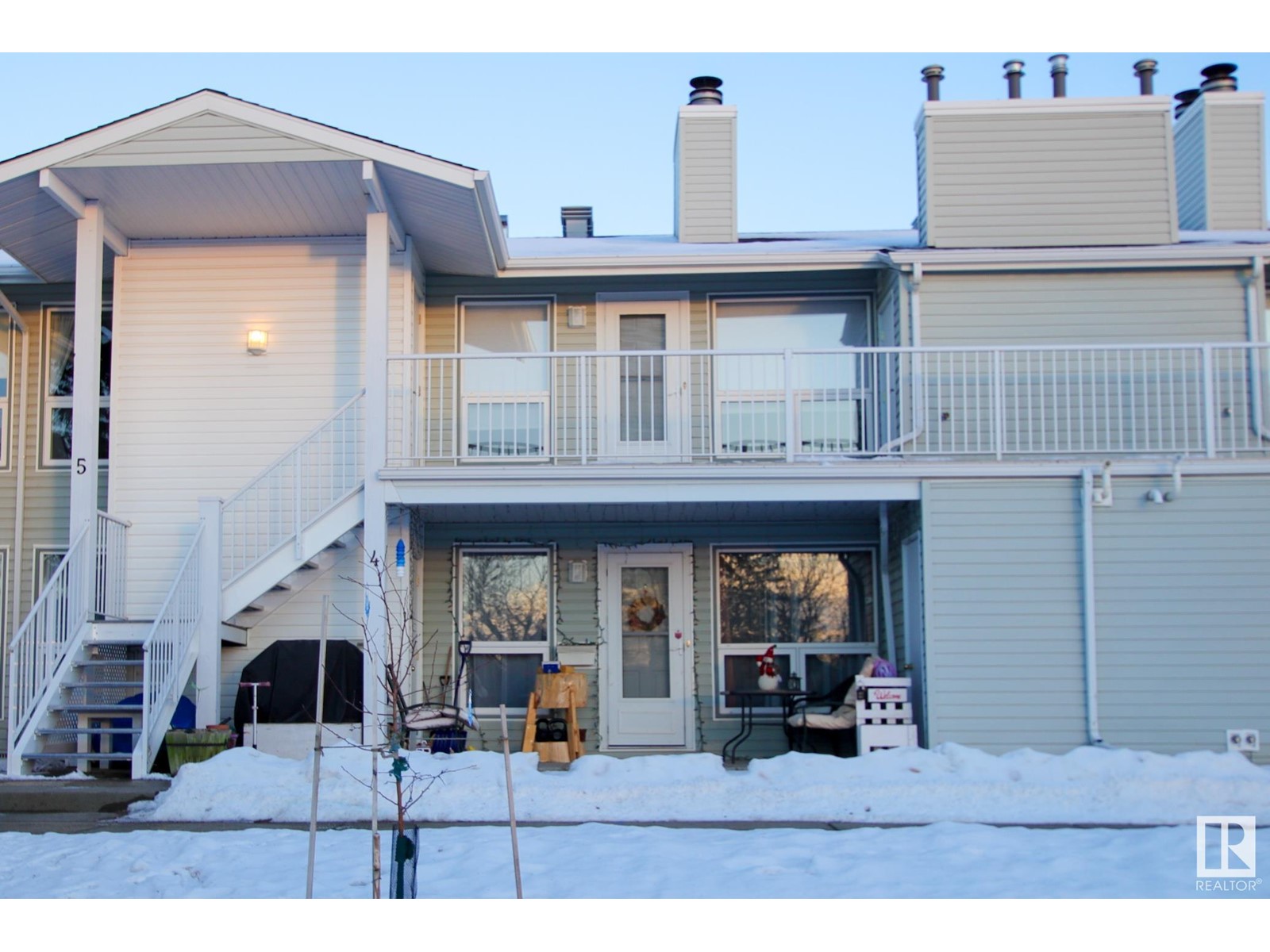 #5 2115 118 ST NW, Edmonton, Alberta