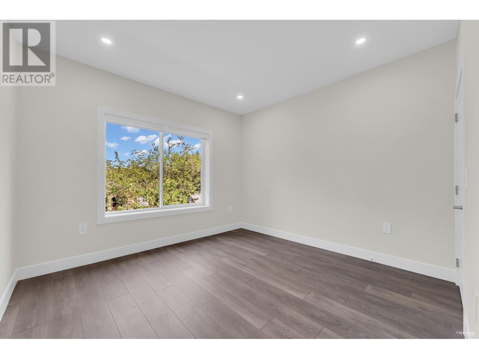 1 2576 E 28th Avenue, Vancouver, British Columbia  V5R 1R6 - Photo 11 - R2956424