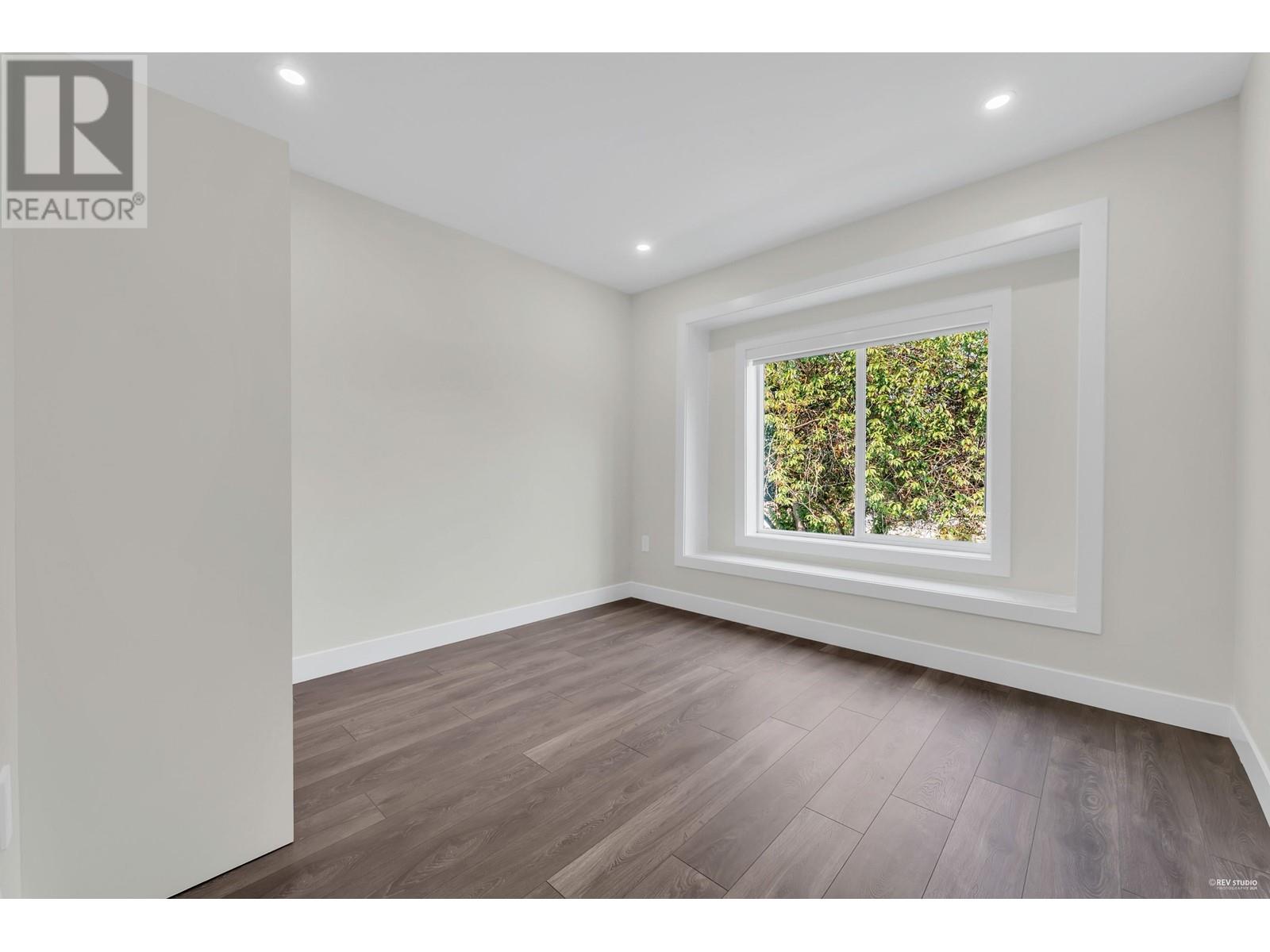 1 2576 E 28th Avenue, Vancouver, British Columbia  V5R 1R6 - Photo 12 - R2956424