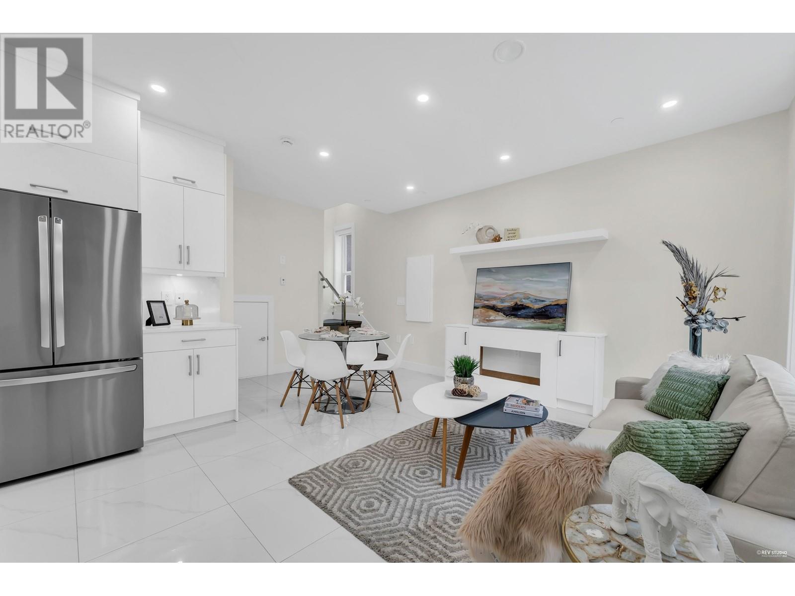 1 2576 E 28th Avenue, Vancouver, British Columbia  V5R 1R6 - Photo 6 - R2956424