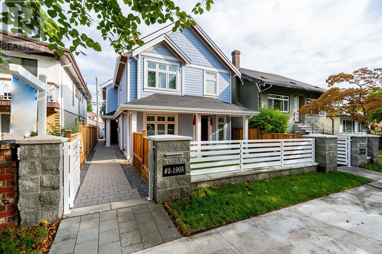2 1905 E 36TH AVENUE, vancouver, British Columbia