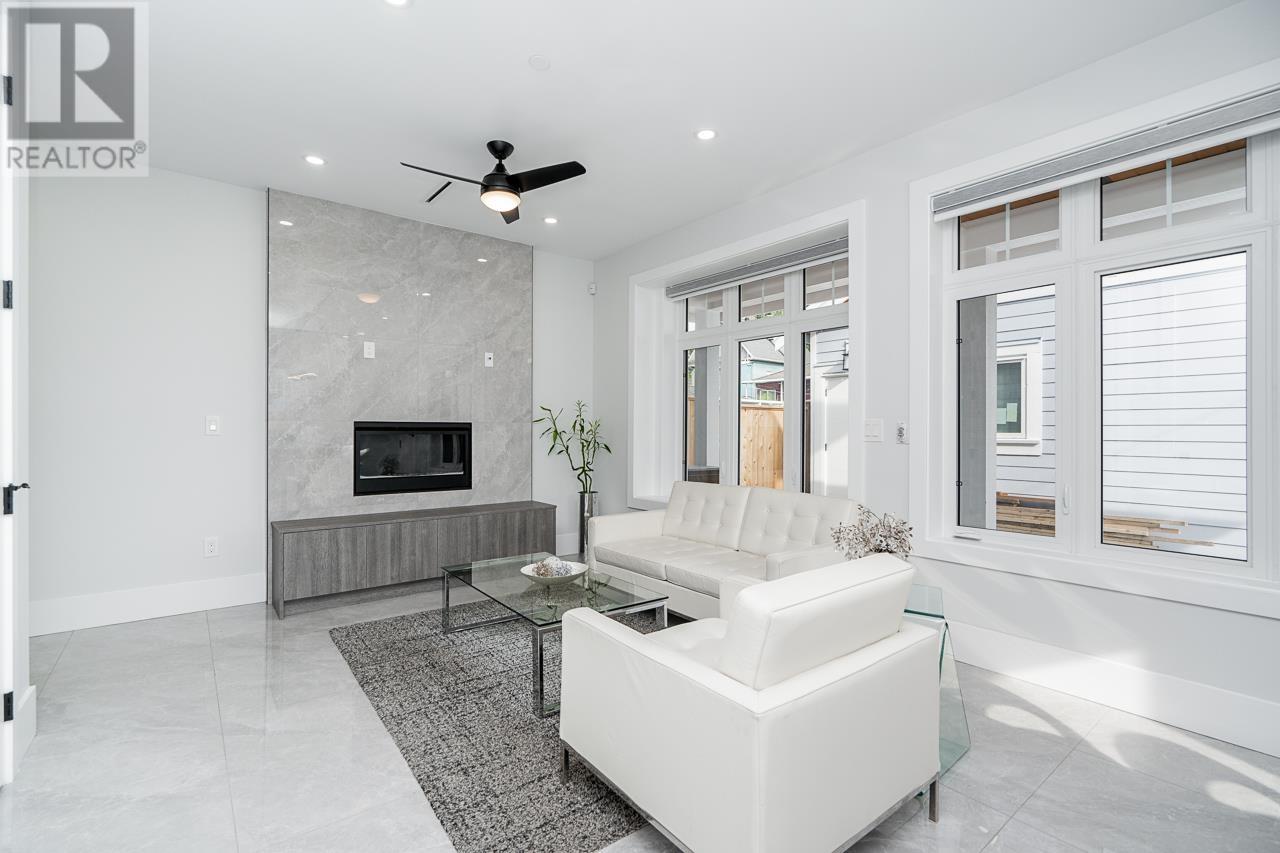 2 1905 E 36th Avenue, Vancouver, British Columbia  V5P 1C7 - Photo 7 - R2955986