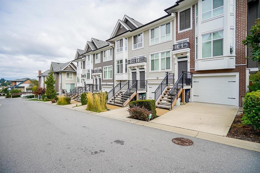 Property at 59 14433 60 AVENUE image 3