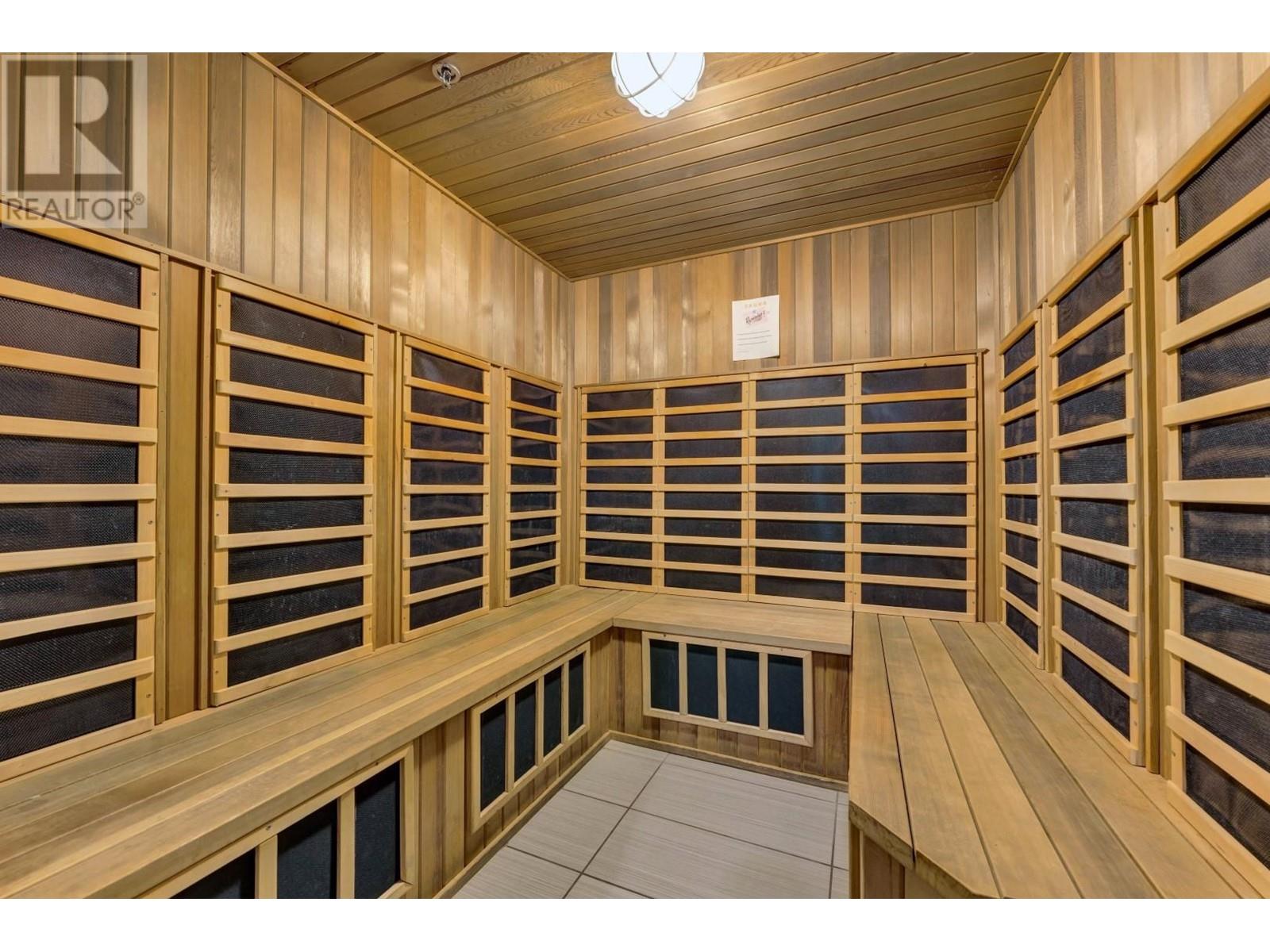 Listing Picture 25 of 31 : 308 7478 BYRNEPARK WALK, Burnaby / 本拿比 - 魯藝地產 Yvonne Lu Group - MLS Medallion Club Member