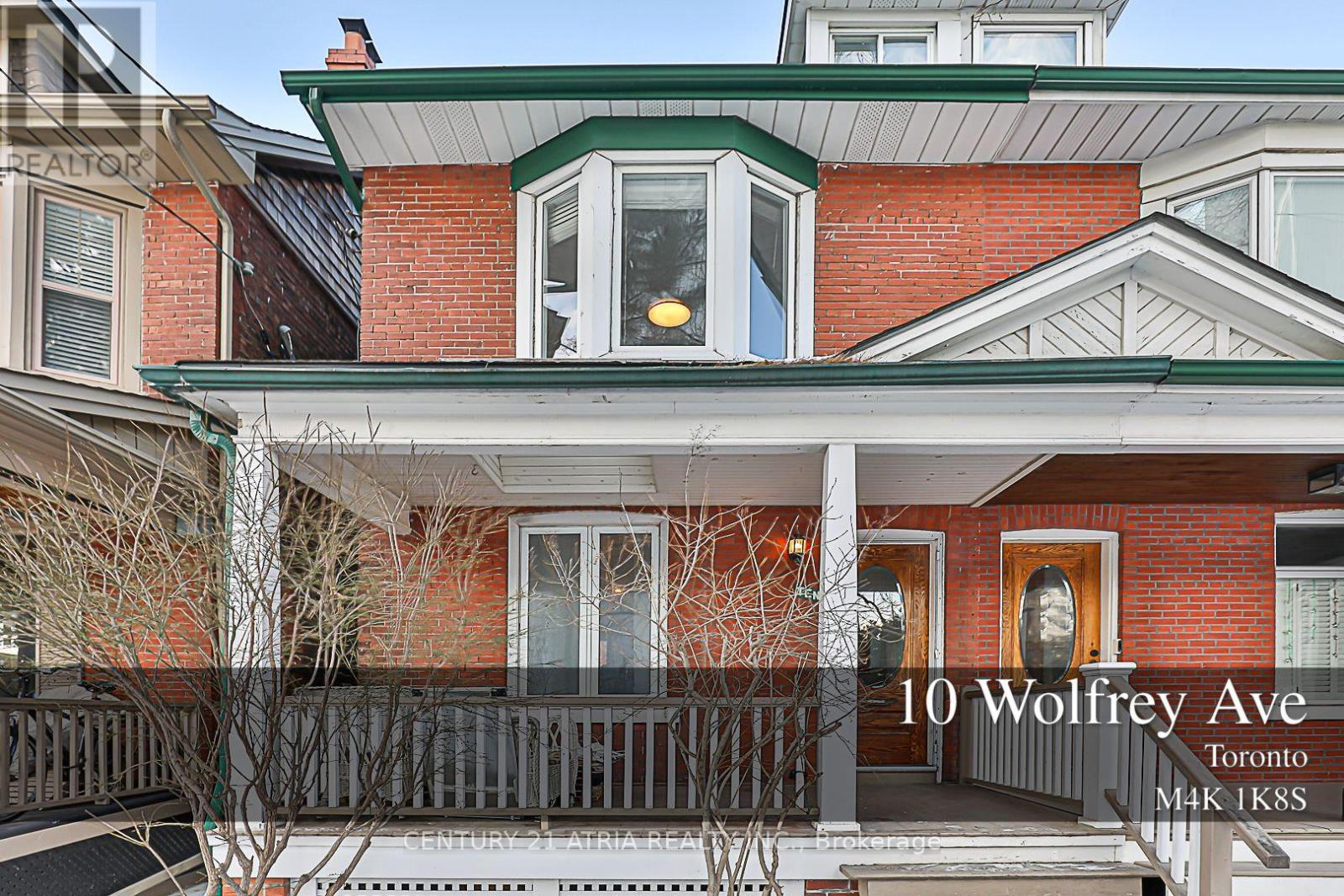 10 WOLFREY AVENUE, Toronto, Ontario