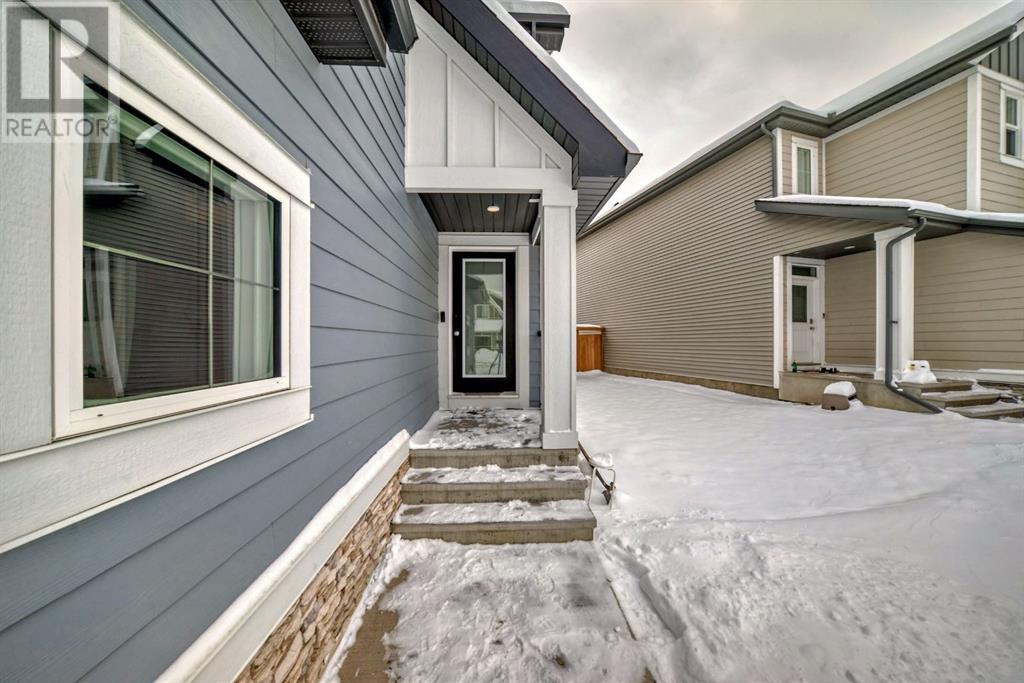 Property at 166 Creekstone Way SW image 4