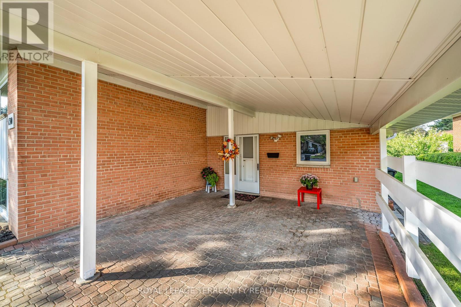 Property at 130 VEROBEACH BOULEVARD image 3