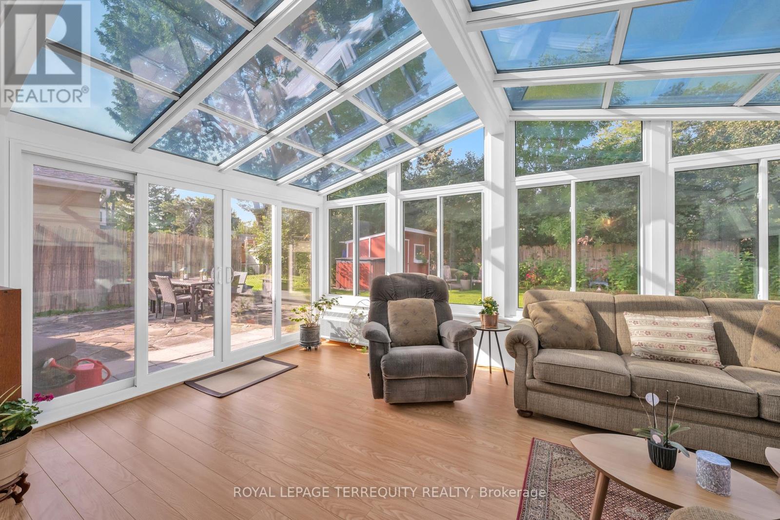 130 Verobeach Boulevard, Toronto, Ontario  M9M 1R1 - Photo 8 - W11923818
