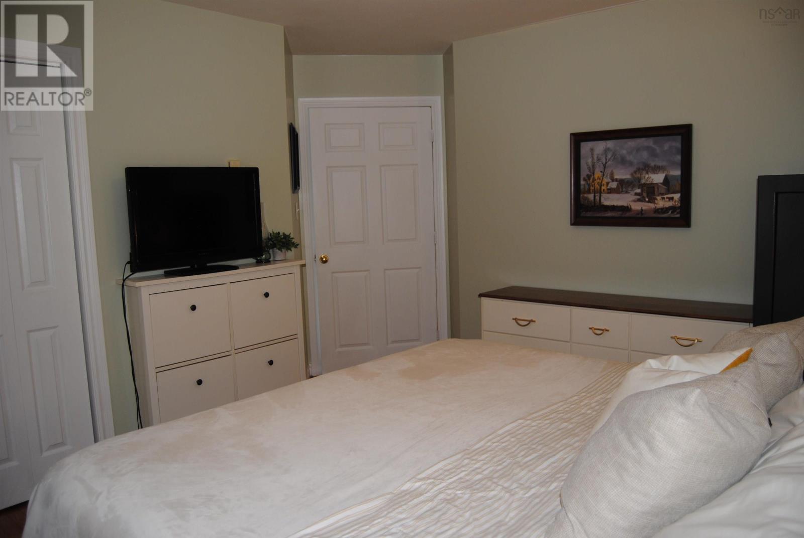 219 Brookside Street, Glace Bay, Nova Scotia  B1A 1L7 - Photo 15 - 202500878