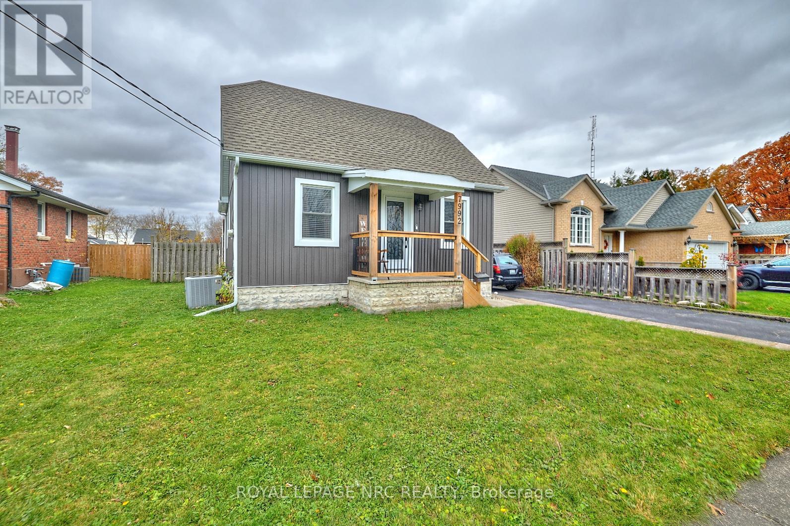 Property at 7992 PETER STREET image 5
