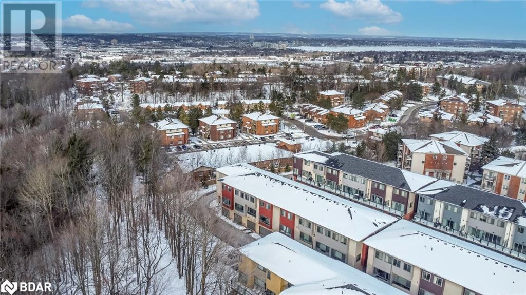 369 Essa Road Unit# 35, Barrie, Ontario  L4N 9C8 - Photo 16 - 40690325