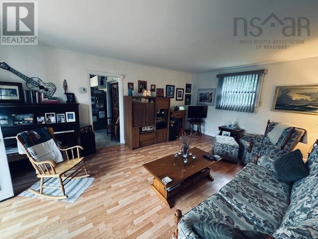 3966 Hwy 327, Marion Bridge, Nova Scotia  B1K 1A7 - Photo 11 - 202421657