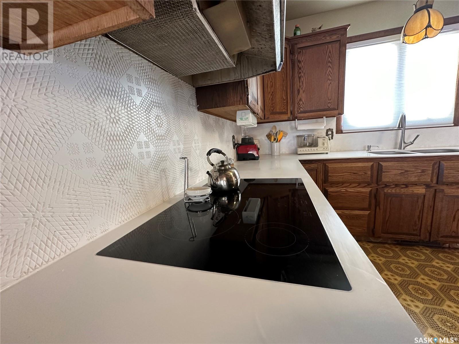 309 2nd Avenue, Gerald, Saskatchewan  S0A 1B0 - Photo 14 - SK992874