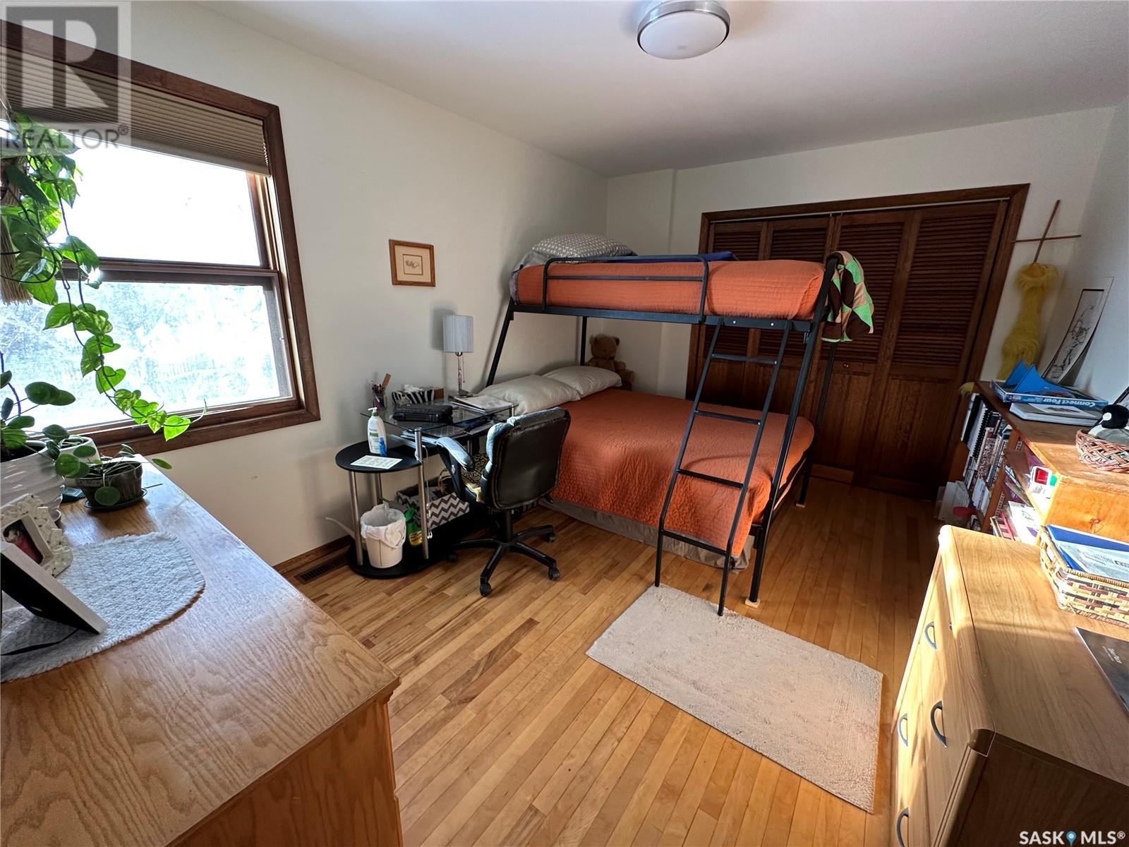 309 2nd Avenue, Gerald, Saskatchewan  S0A 1B0 - Photo 17 - SK992874