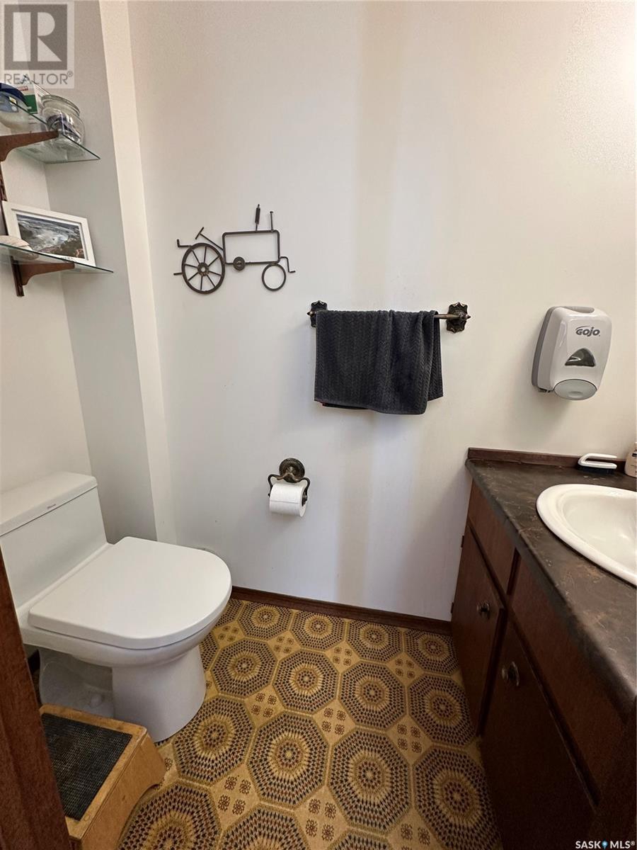 309 2nd Avenue, Gerald, Saskatchewan  S0A 1B0 - Photo 25 - SK992874