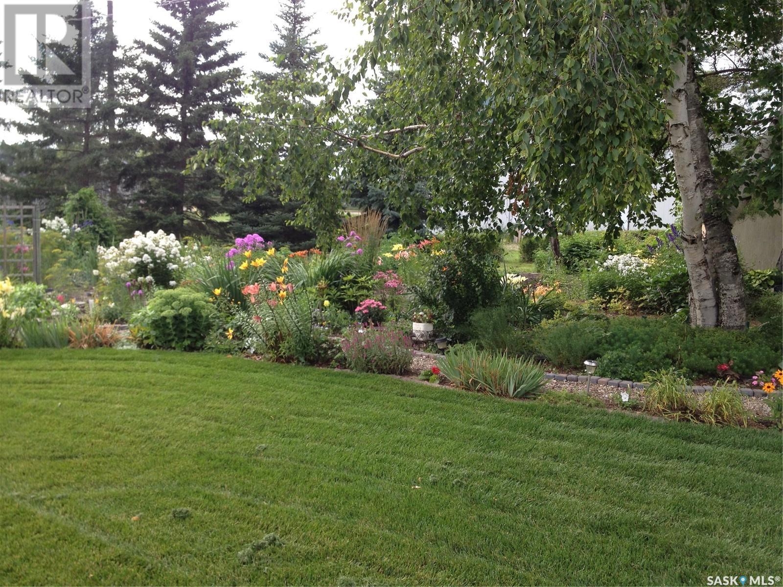 309 2nd Avenue, Gerald, Saskatchewan  S0A 1B0 - Photo 43 - SK992874