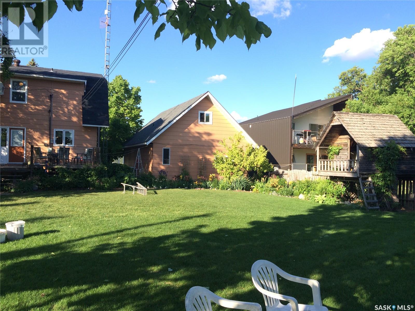 309 2nd Avenue, Gerald, Saskatchewan  S0A 1B0 - Photo 46 - SK992874