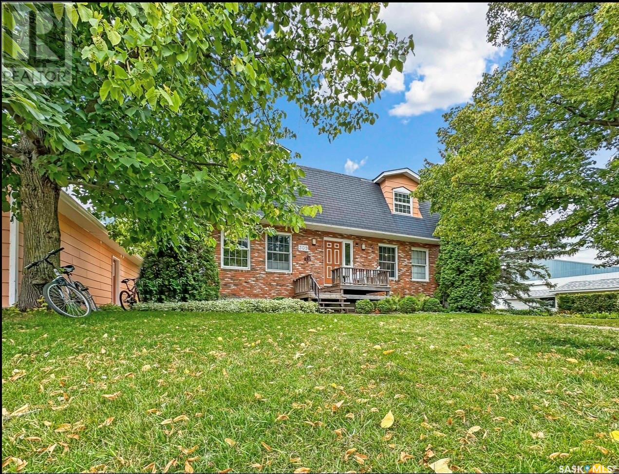 309 2nd Avenue, Gerald, Saskatchewan  S0A 1B0 - Photo 47 - SK992874