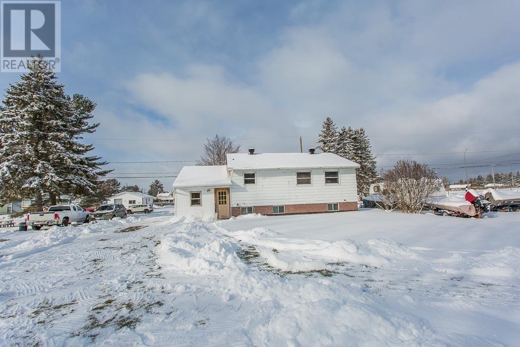 397 Boyle St, Thessalon, Ontario  P0R 1L0 - Photo 38 - SM250095