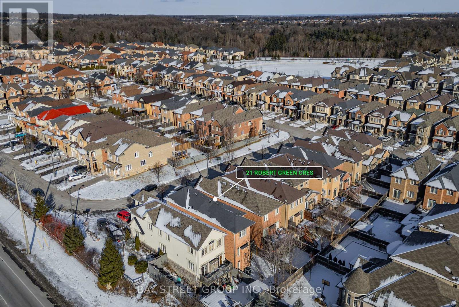Property at 21 ROBERT GREEN CRESCENT image 3