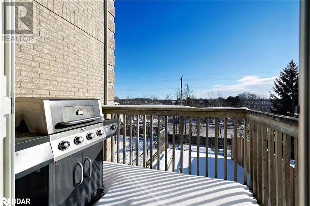 45 Lancaster Court, Keswick, Ontario  L4P 4A2 - Photo 8 - 40690070