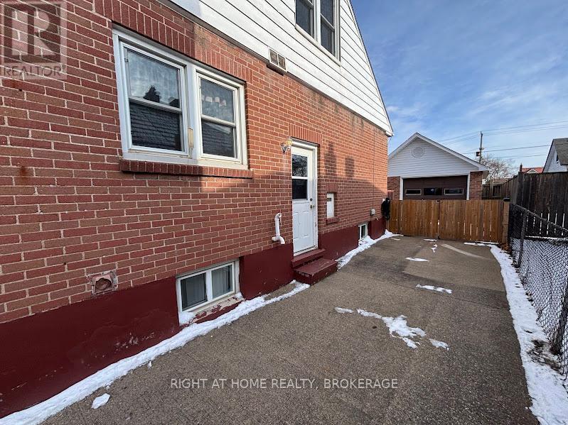 240 Wallace Avenue S, Welland, Ontario  L3B 1R6 - Photo 33 - X11923762