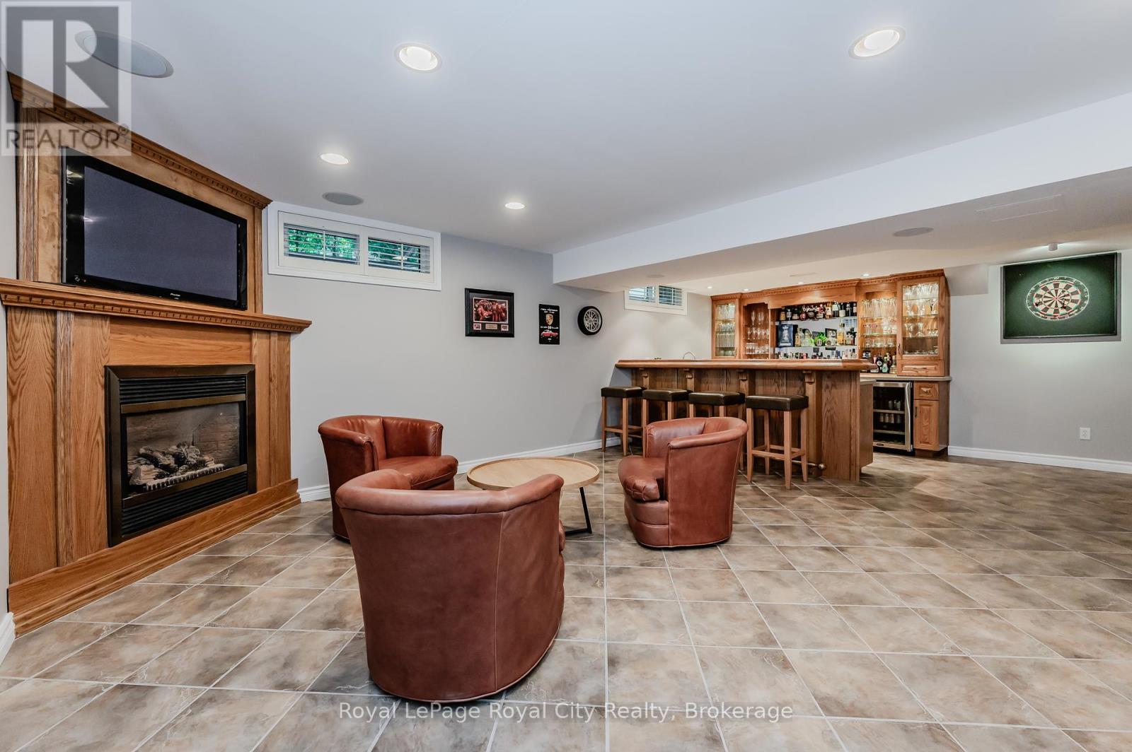 586 Eastgate Walk, Waterloo, Ontario  N2K 2W2 - Photo 25 - X11924118