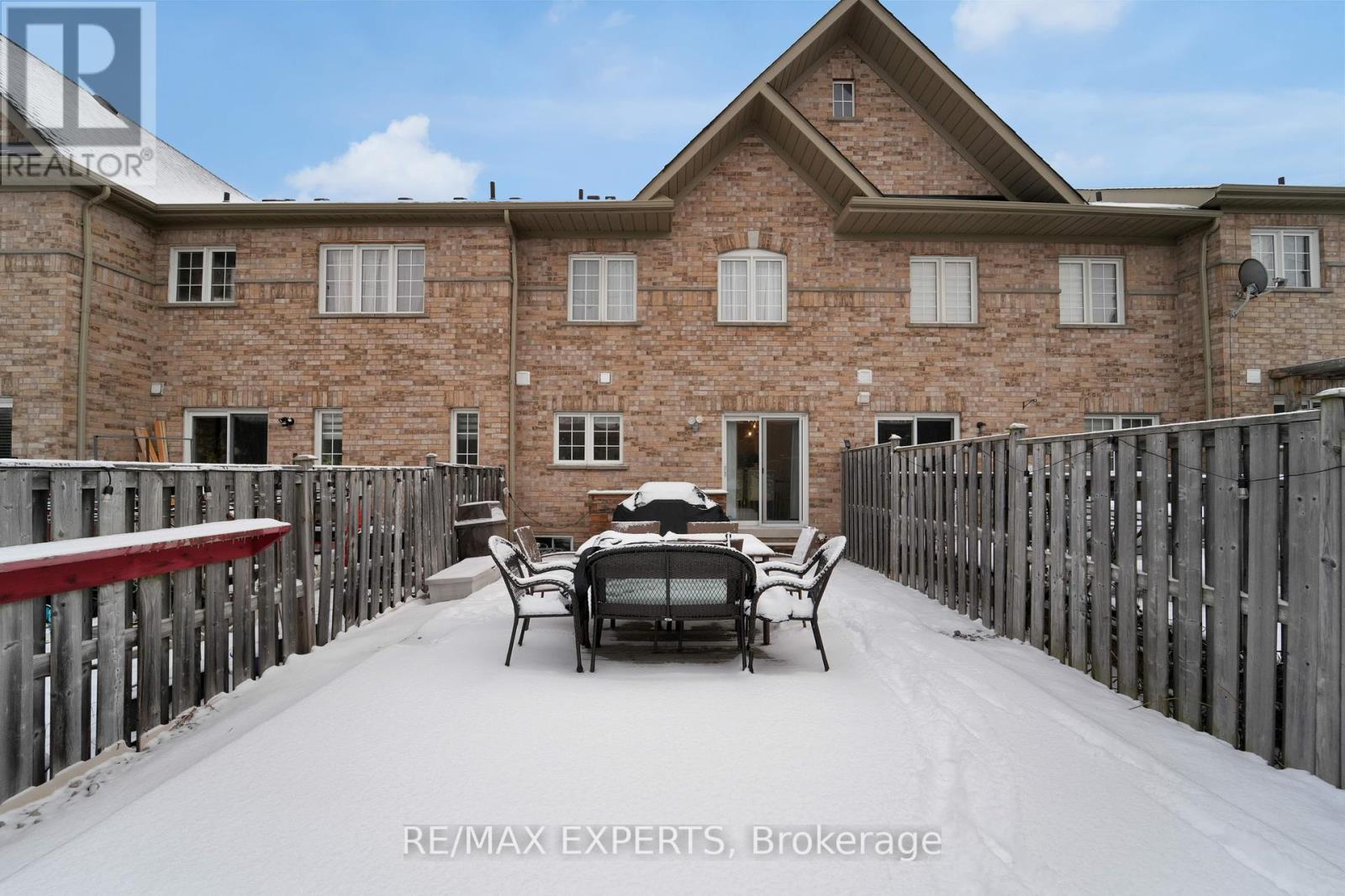 24 Crestbank Court, Vaughan, Ontario  L6A 0B2 - Photo 29 - N11924128