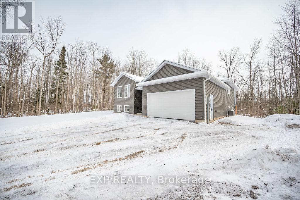 116 STORYLAND ROAD Renfrew