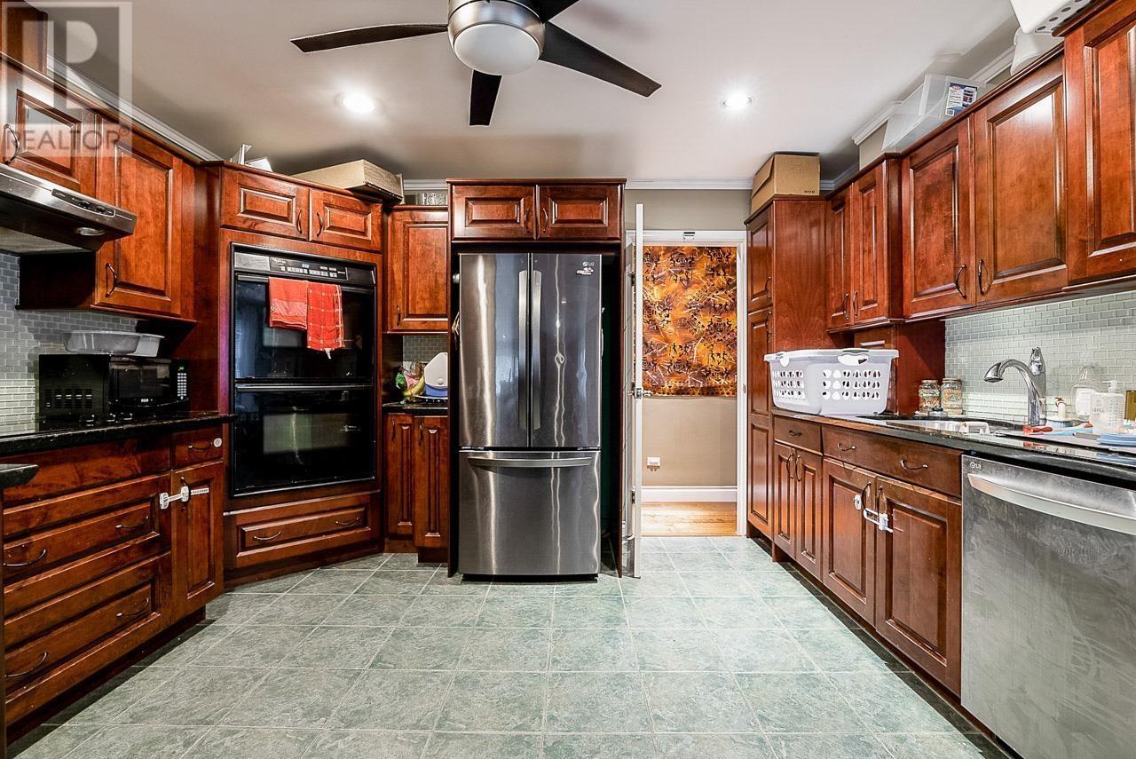 Listing Picture 4 of 9 : 5885 BRAEMAR, Burnaby / 本拿比 - 魯藝地產 Yvonne Lu Group - MLS Medallion Club Member