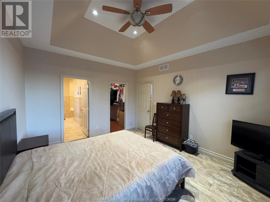 67 Theresa Trail, Leamington, Ontario  N8H 5M8 - Photo 9 - 25000610