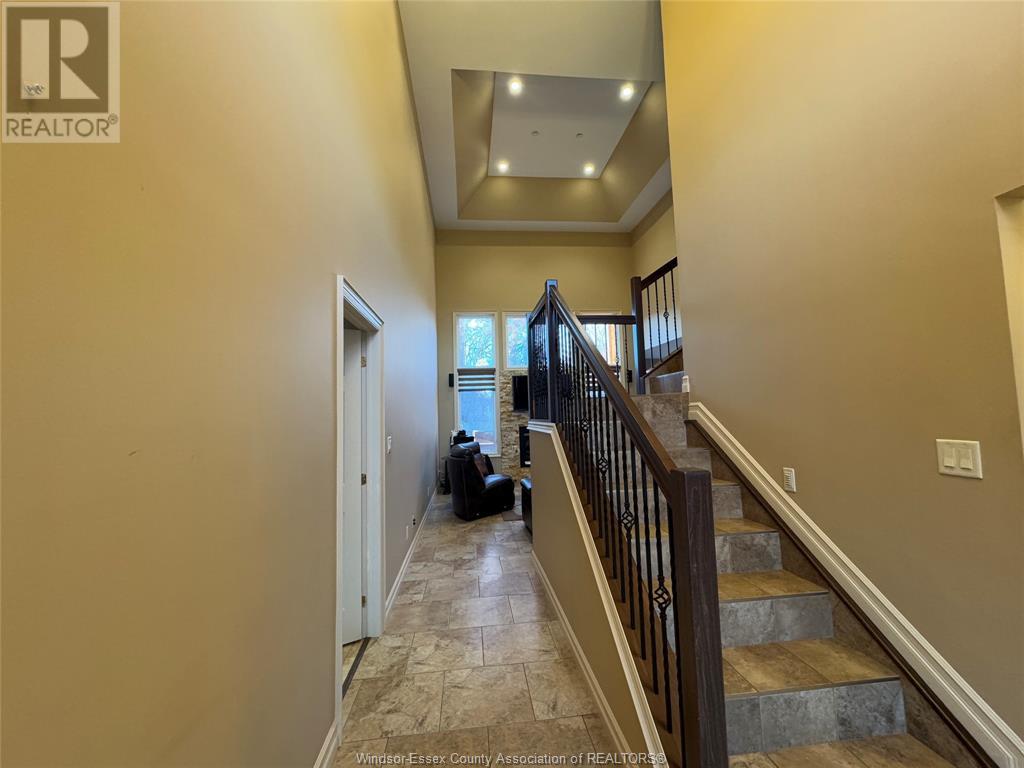 67 Theresa Trail, Leamington, Ontario  N8H 5M8 - Photo 7 - 25000610