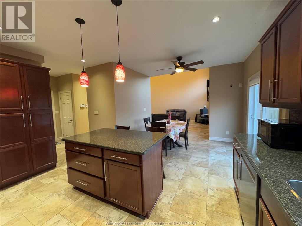 67 Theresa Trail, Leamington, Ontario  N8H 5M8 - Photo 21 - 25000610