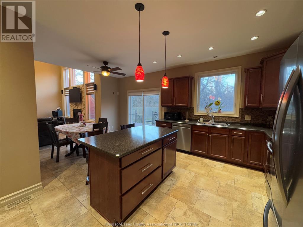 67 Theresa Trail, Leamington, Ontario  N8H 5M8 - Photo 22 - 25000610