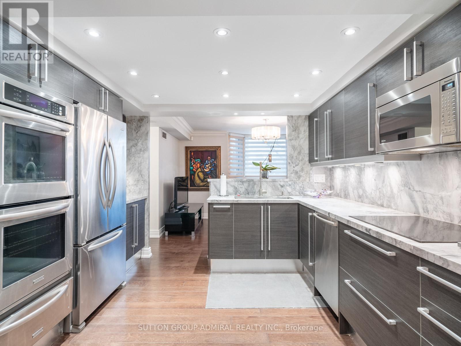 Property at 210 - 65 SPRING GARDEN AVENUE image 5