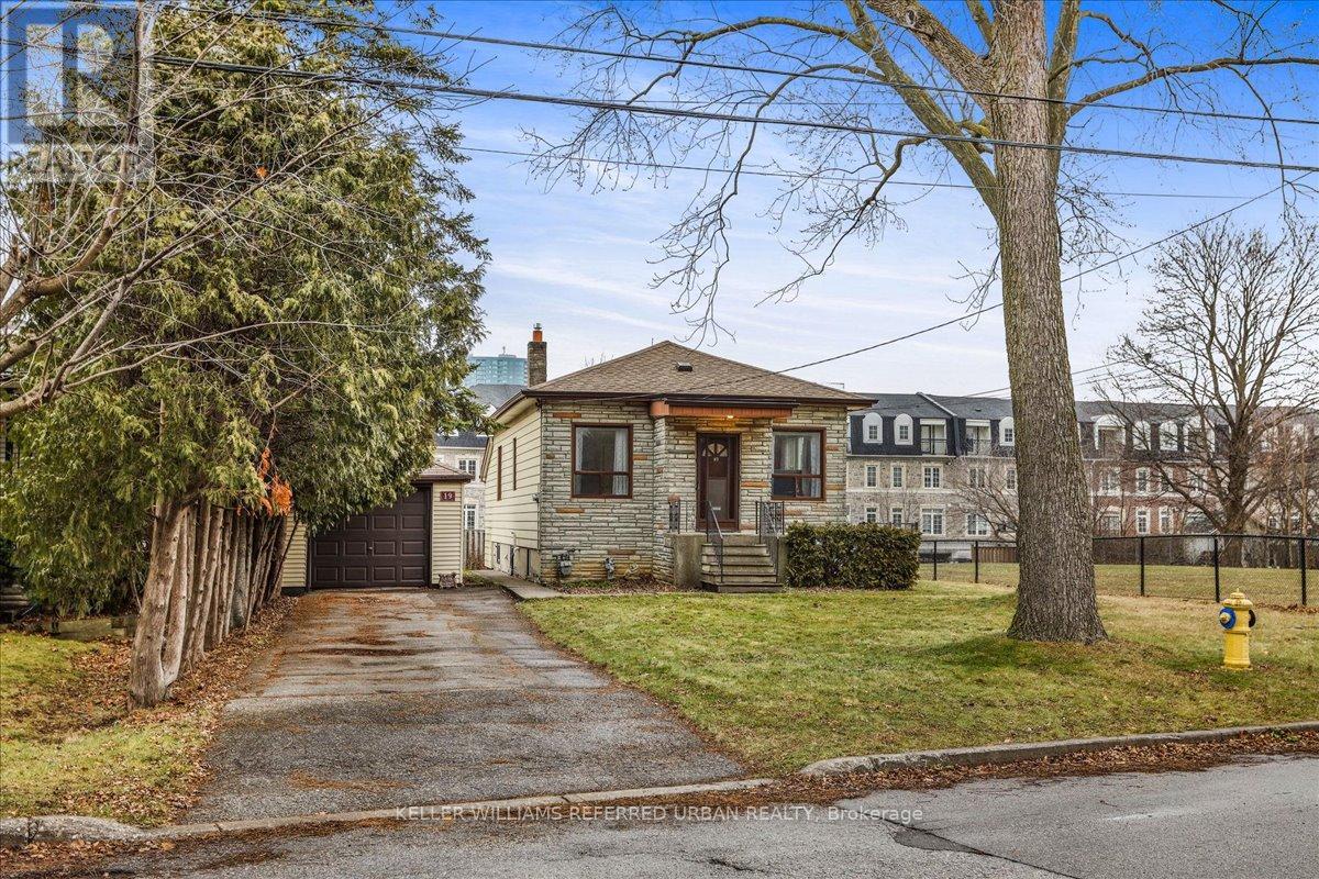 19 Carney Road, Toronto, Ontario  M2M 1T1 - Photo 2 - C11924463