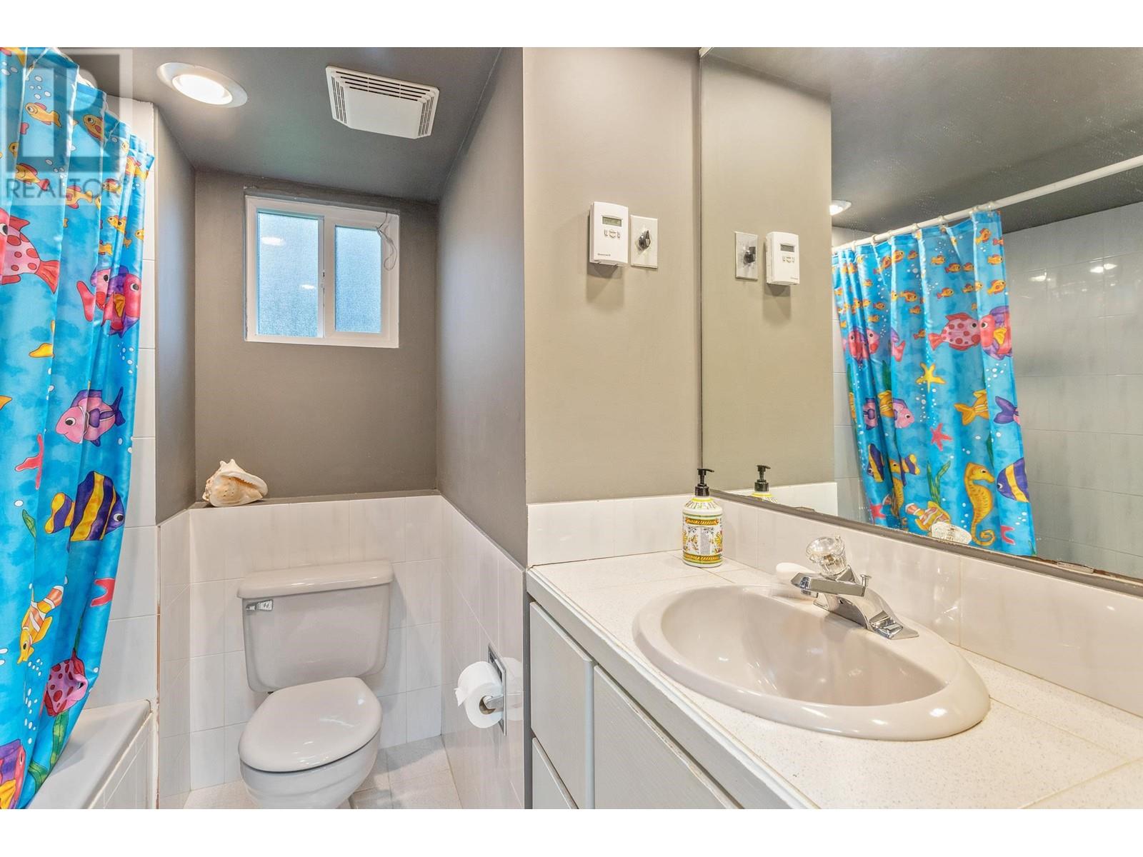 7169 Cardinal Court, Burnaby, British Columbia  V5A 1Y6 - Photo 27 - R2956473