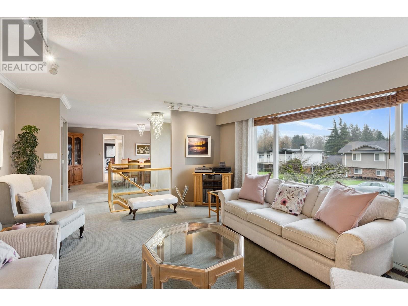 7169 Cardinal Court, Burnaby, British Columbia  V5A 1Y6 - Photo 5 - R2956473