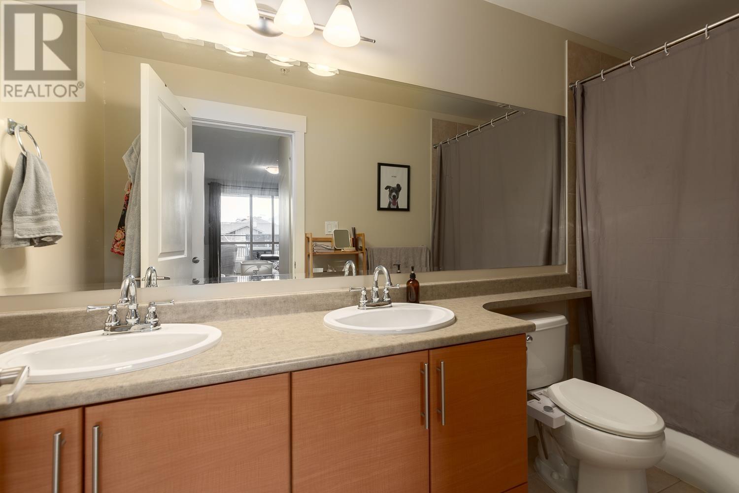 216 1211 Village Green Way, Squamish, British Columbia  V8B 0R7 - Photo 8 - R2956331