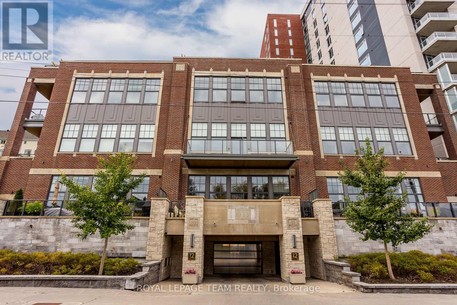 Property at 102 - 12 STIRLING AVENUE image 1