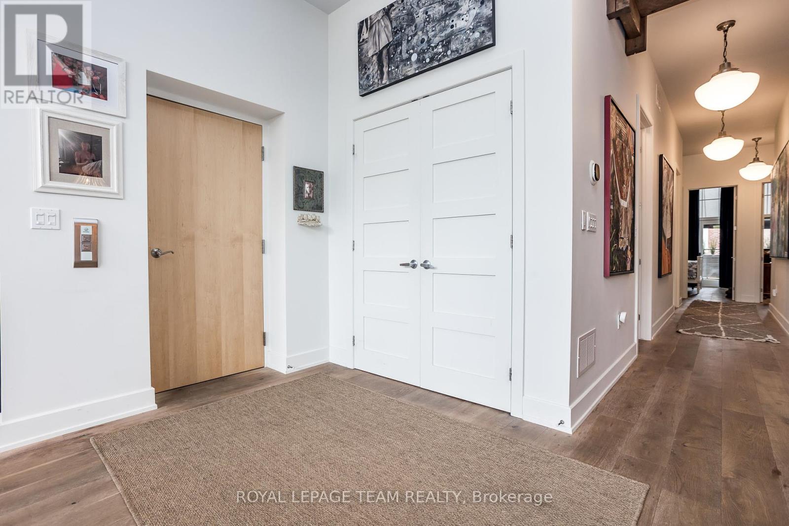 Property at 102 - 12 STIRLING AVENUE image 4