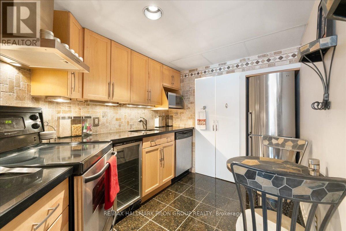 Property at 3 - 12 CLARENCE STREET image 2