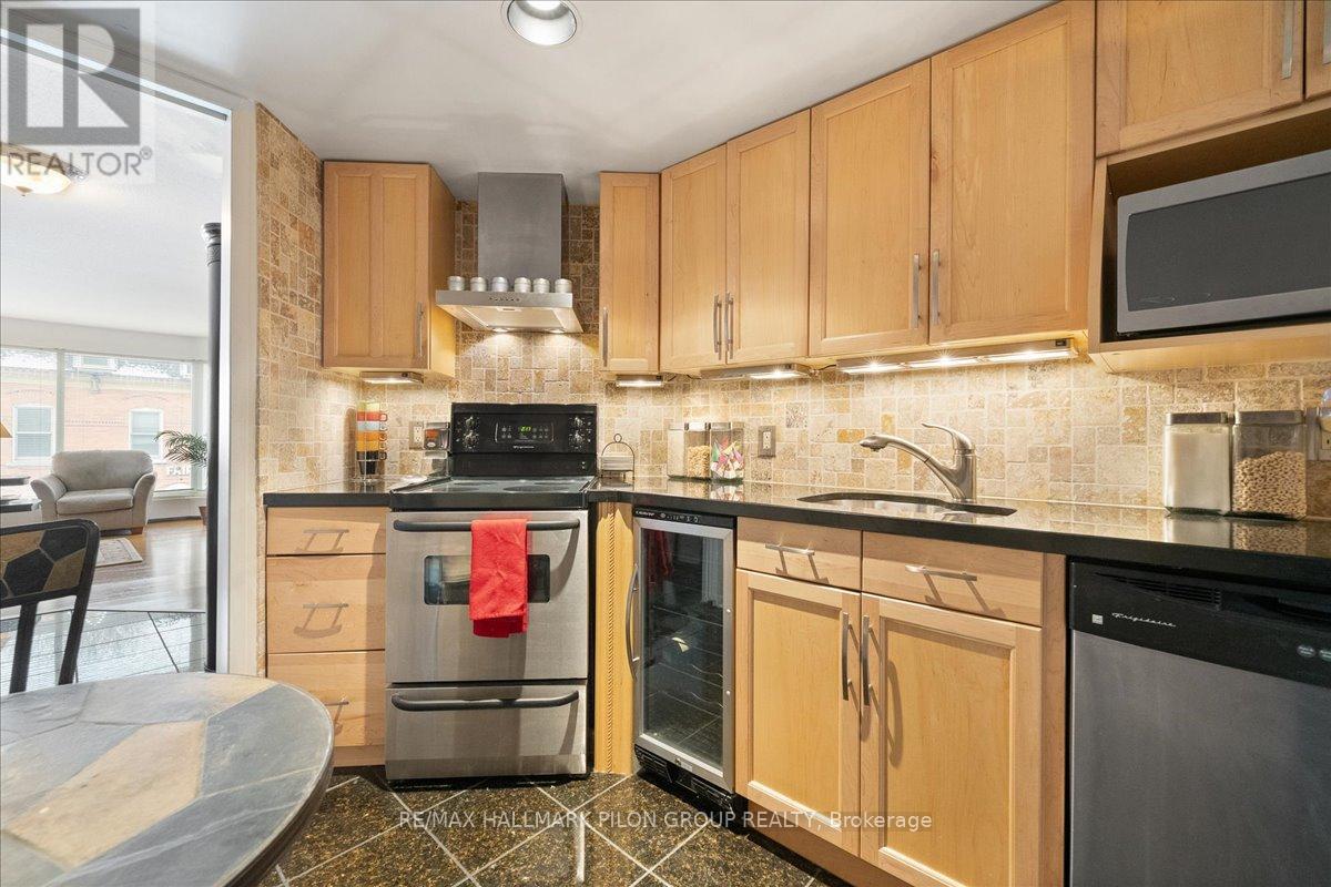 Property at 3 - 12 CLARENCE STREET image 3