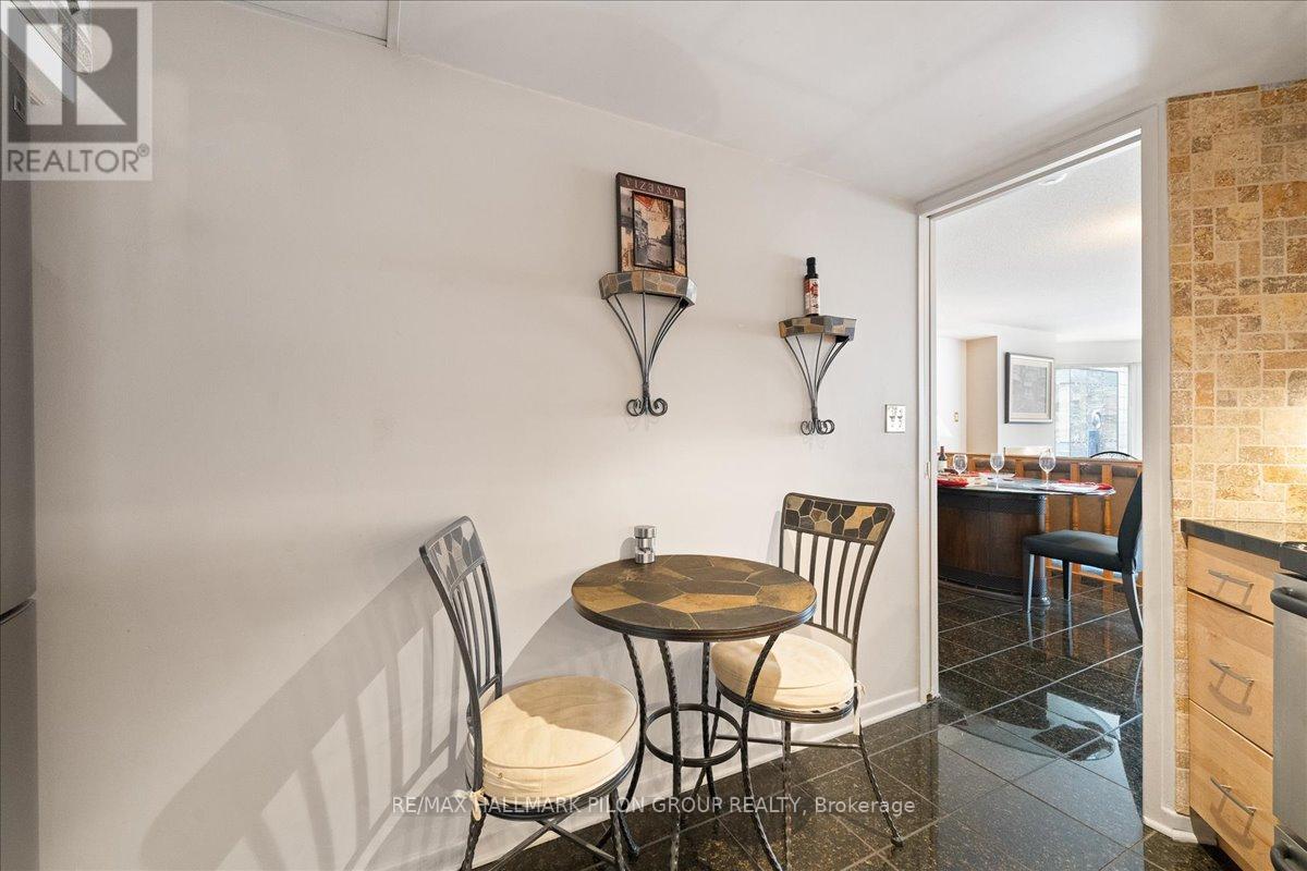 Property at 3 - 12 CLARENCE STREET image 4