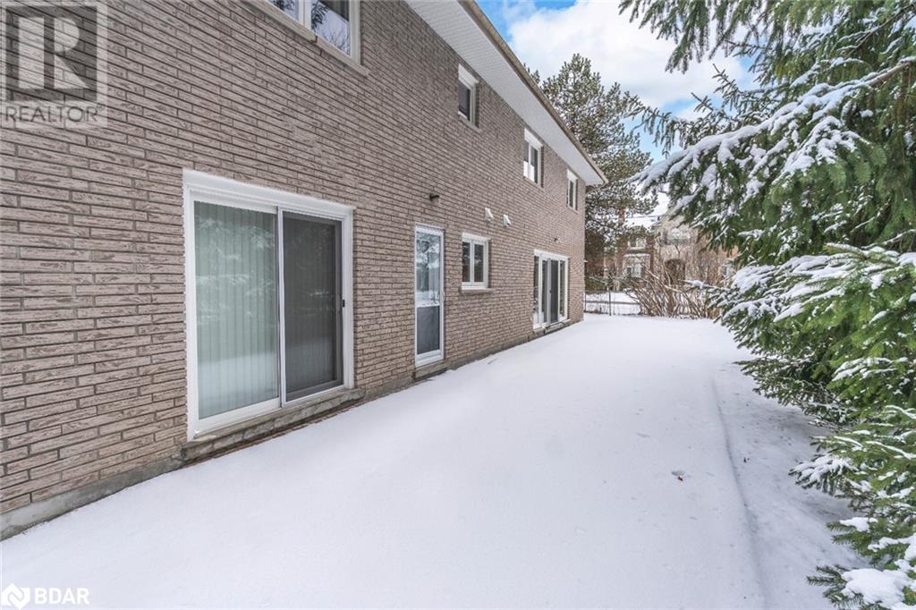 31 Park Crescent, Richmond Hill, Ontario  L4E 3J5 - Photo 19 - 40690628