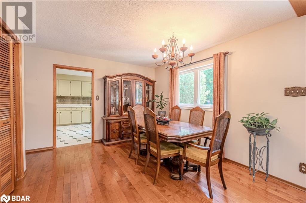 31 Park Crescent, Richmond Hill, Ontario  L4E 3J5 - Photo 7 - 40690628
