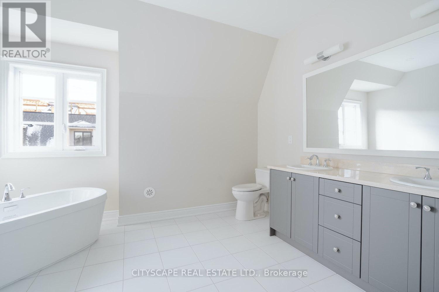 183 - 60 Lunar Crescent, Mississauga, Ontario  L5M 2R4 - Photo 19 - W11924606