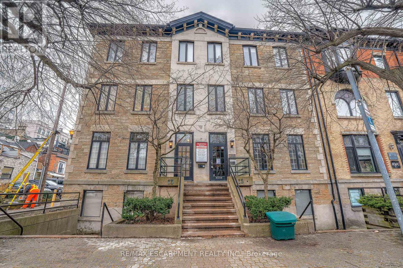 13 - 15 BOLD STREET, Hamilton, Ontario